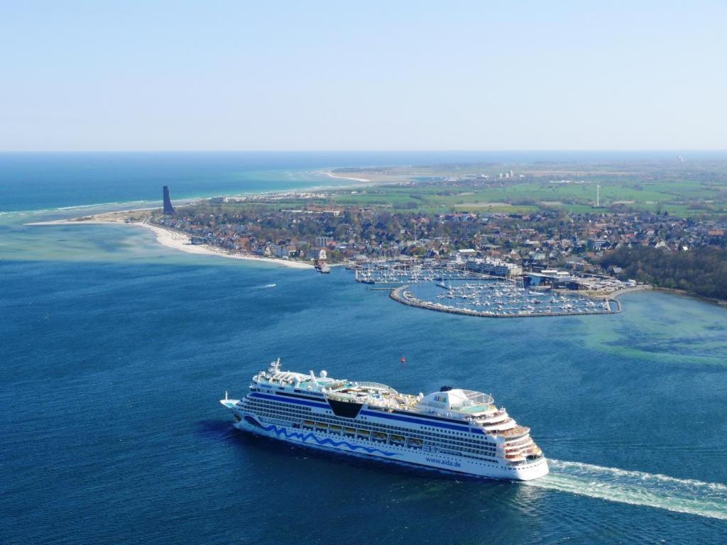 Strandhotel 1 Laboe Dış mekan fotoğraf